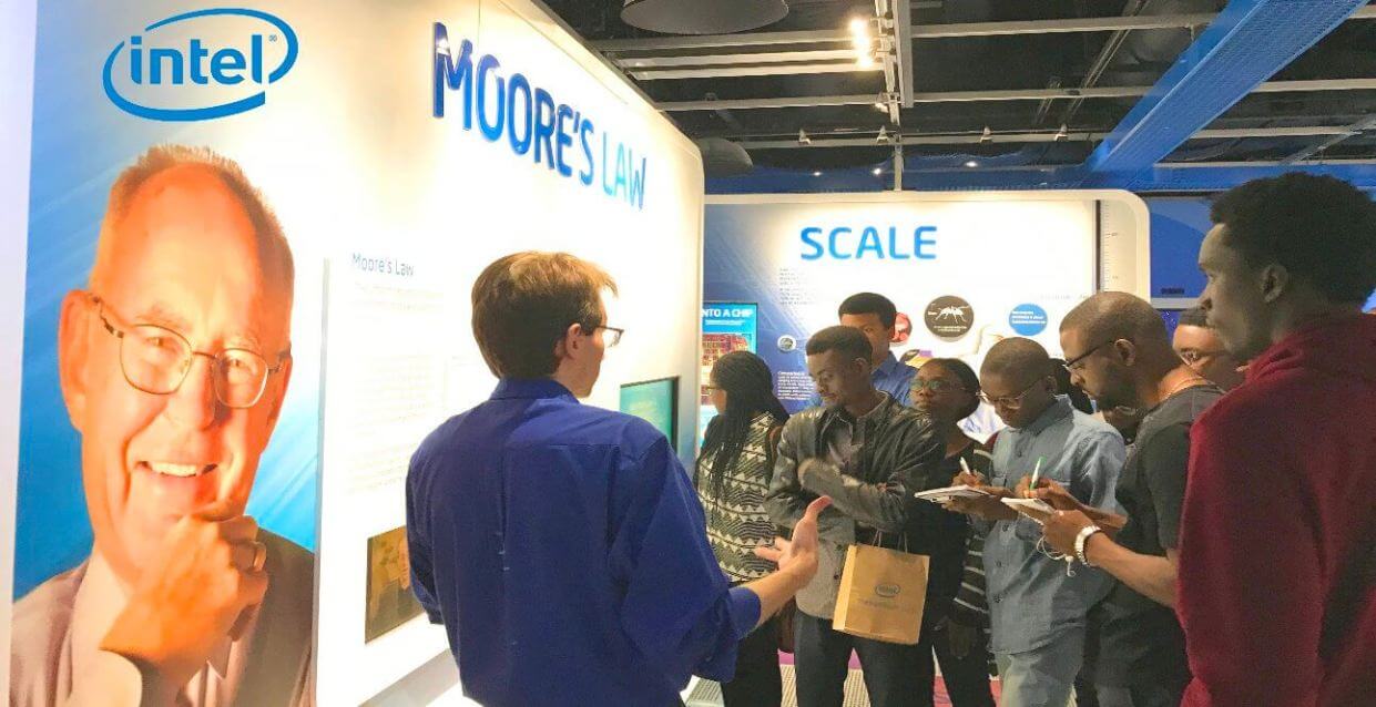 guided-tour-of-intel-museum-headquarter-santa-clara.jpg