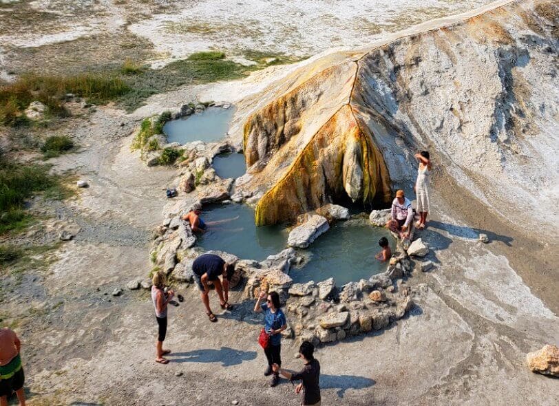 hot-springs-sierra-springs-hot-creek-min.jpg