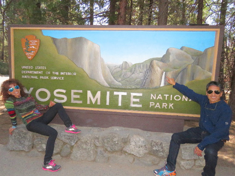 yosemite_crane_flat_sign_yosemite_tours_highway_120.jpg