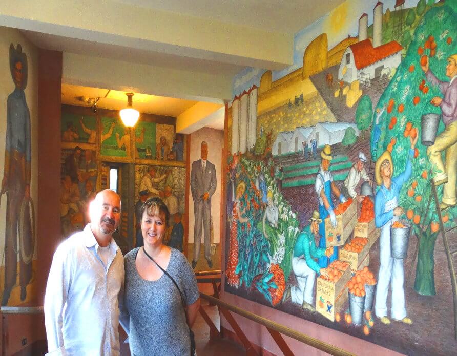 Экскурсии_по_городу_Сан-Франциско_на_немецком_языке_murals.jpg